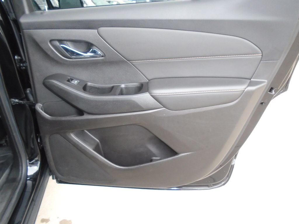 Photo 46 of this CHEVROLET TRAVERSE