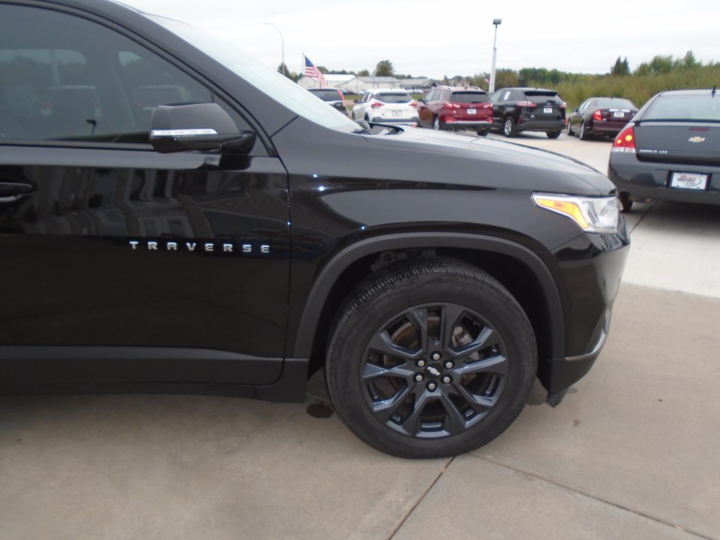 Photo 9 of this CHEVROLET TRAVERSE