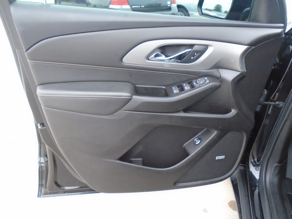 Photo 20 of this CHEVROLET TRAVERSE
