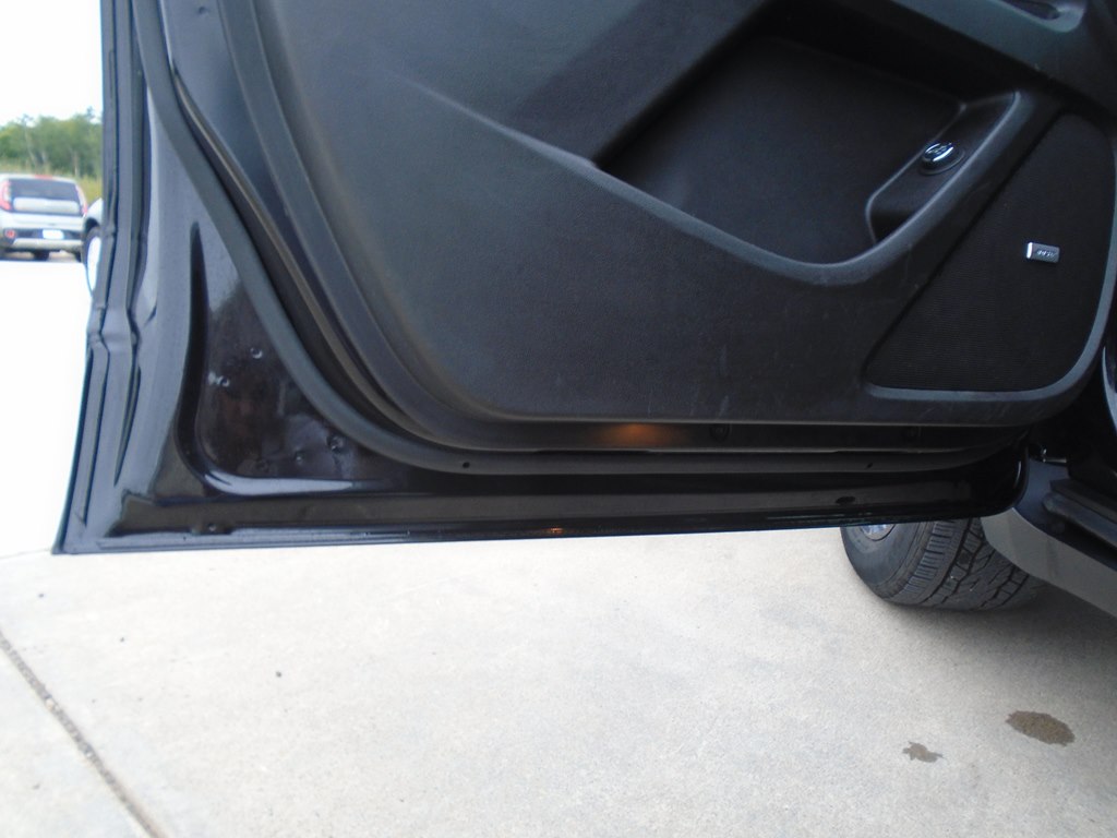 Photo 26 of this CHEVROLET TRAVERSE