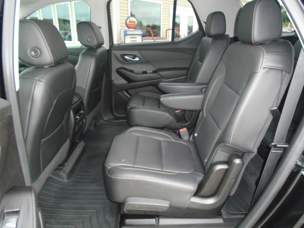 Photo 27 of this CHEVROLET TRAVERSE