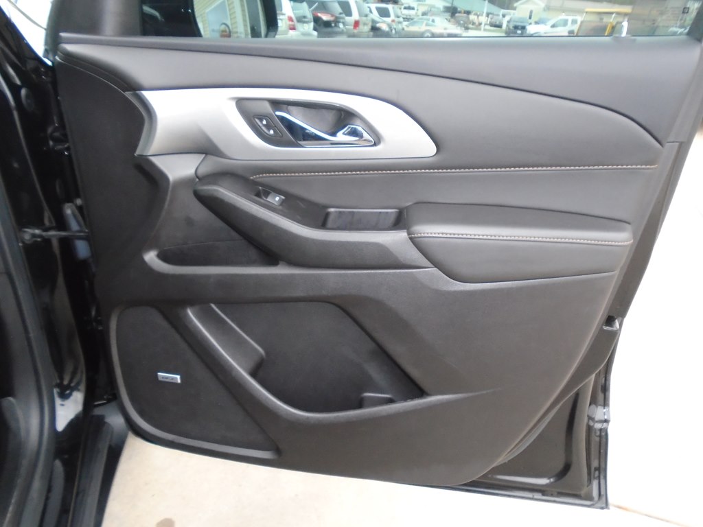 Photo 37 of this CHEVROLET TRAVERSE
