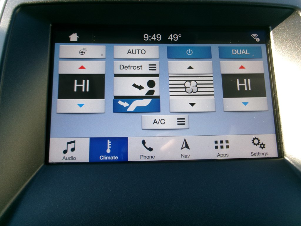 Photo 54 of this FORD EDGE