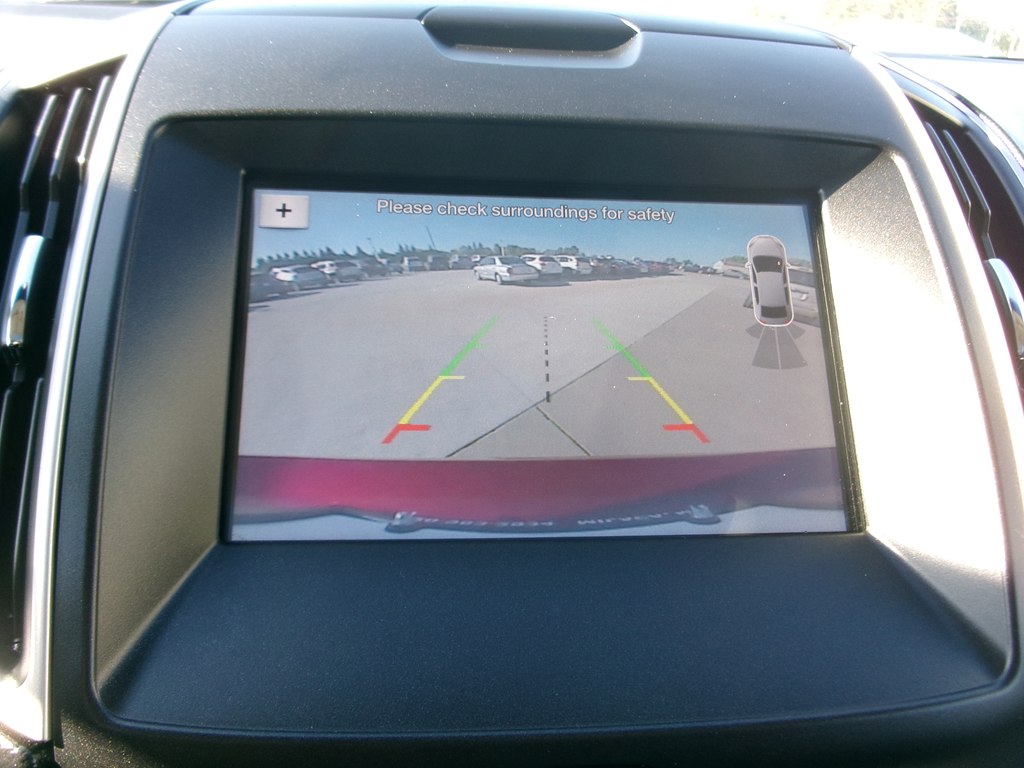 Photo 53 of this FORD EDGE