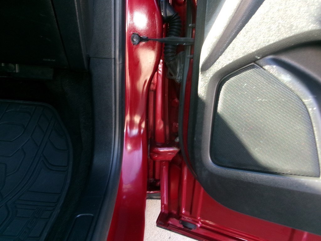 Photo 39 of this FORD EDGE
