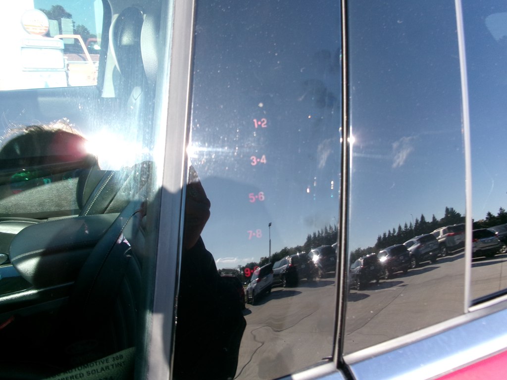 Photo 45 of this FORD EDGE