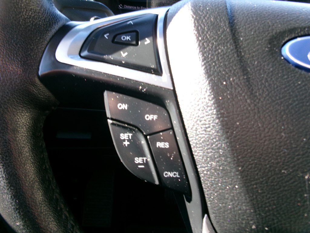Photo 49 of this FORD EDGE