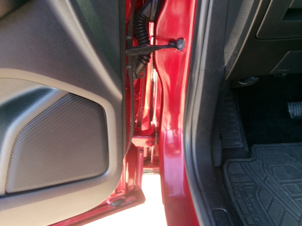Photo 23 of this FORD EDGE