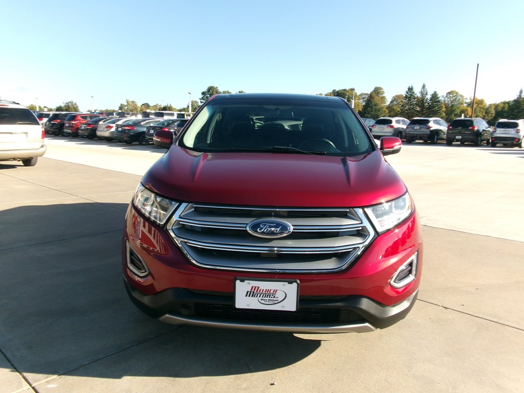 Photo 9 of this FORD EDGE