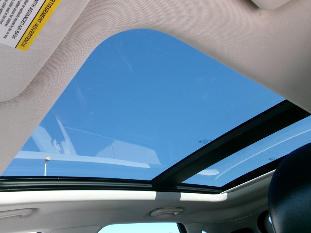 Photo 64 of this FORD EDGE