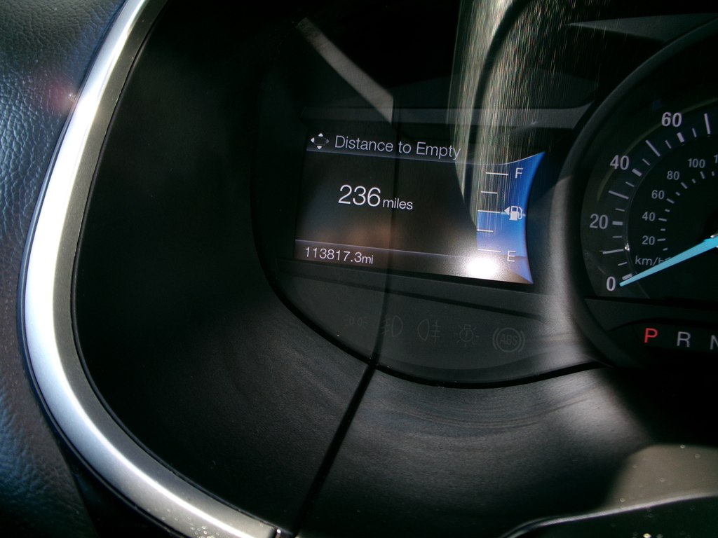 Photo 47 of this FORD EDGE