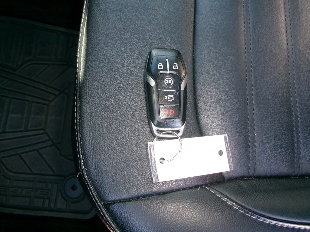 Photo 76 of this FORD EDGE