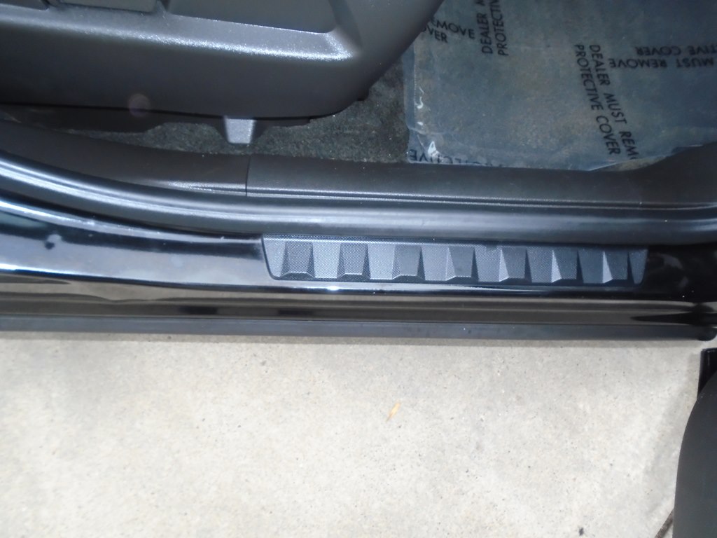 Photo 34 of this CHEVROLET EQUINOX