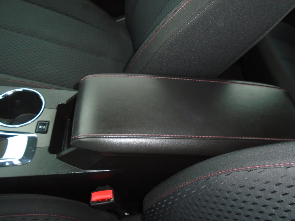 Photo 53 of this CHEVROLET EQUINOX