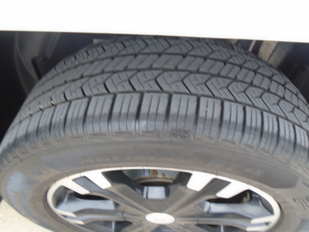 Photo 66 of this GMC TERRAIN
