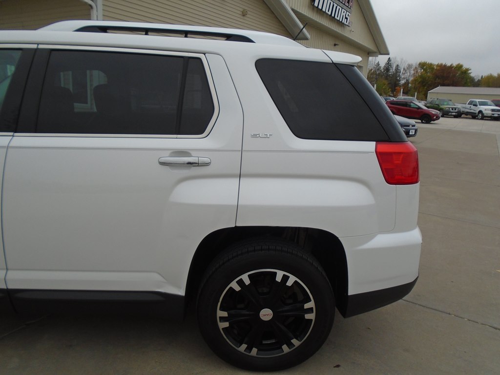 Photo 5 of this GMC TERRAIN