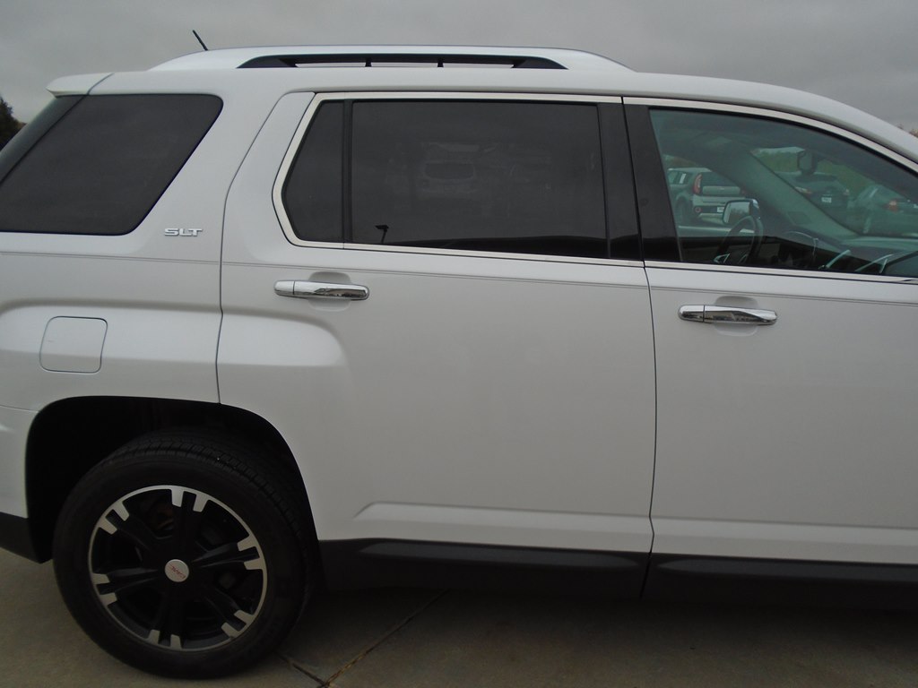 Photo 10 of this GMC TERRAIN