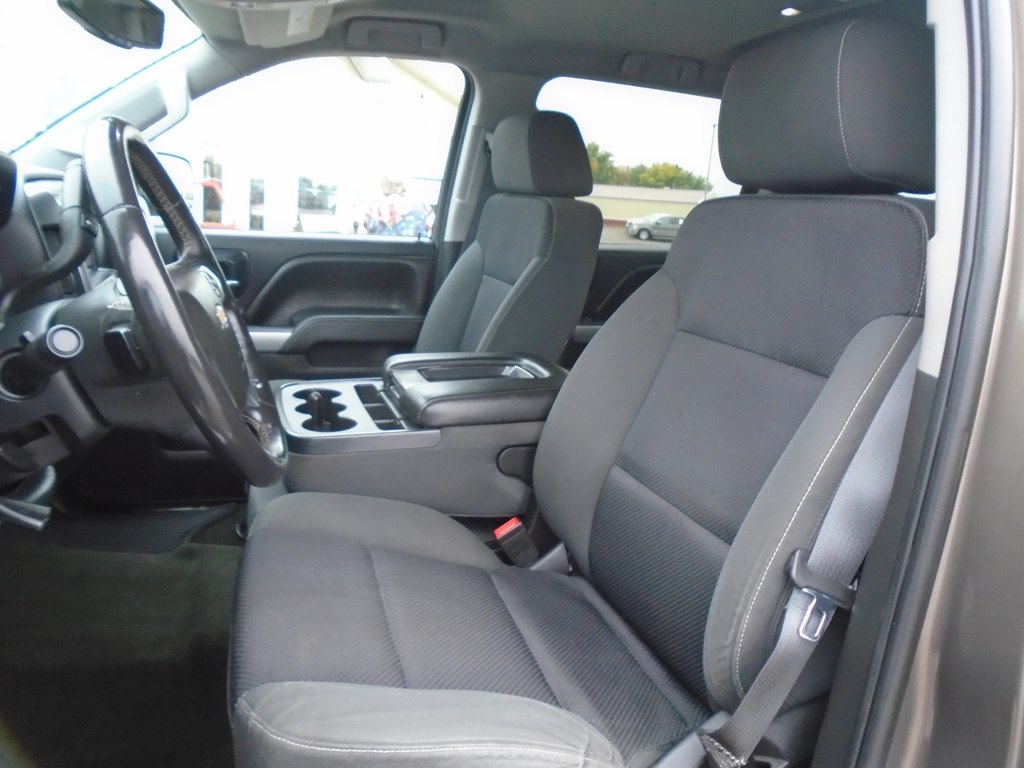 Photo 14 of this CHEVROLET SILVERADO 1500
