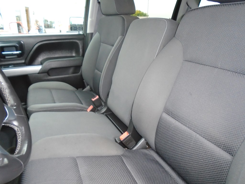Photo 15 of this CHEVROLET SILVERADO 1500