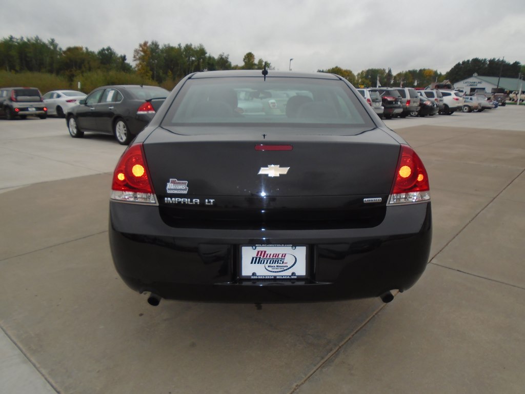 Photo 12 of this CHEVROLET IMPALA LIMITED