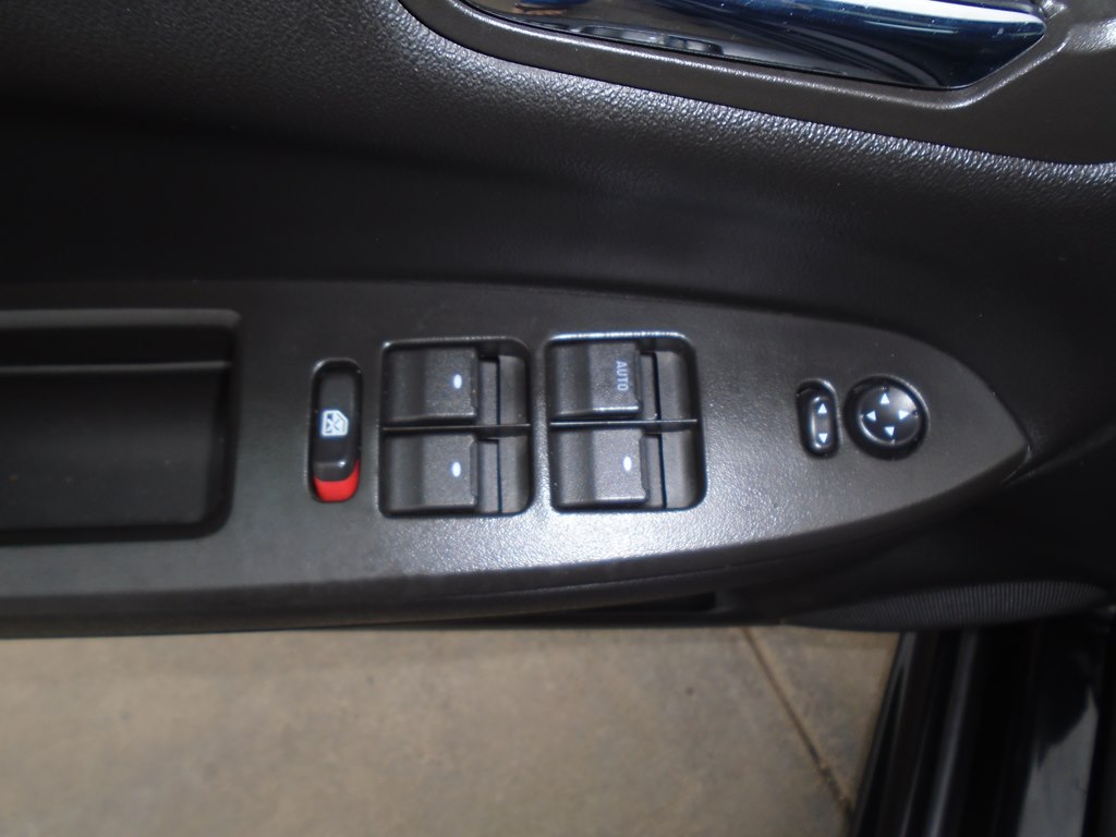 Photo 17 of this CHEVROLET IMPALA LIMITED