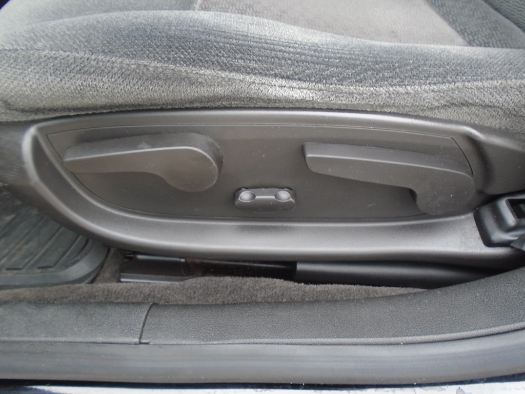 Photo 15 of this CHEVROLET IMPALA LIMITED