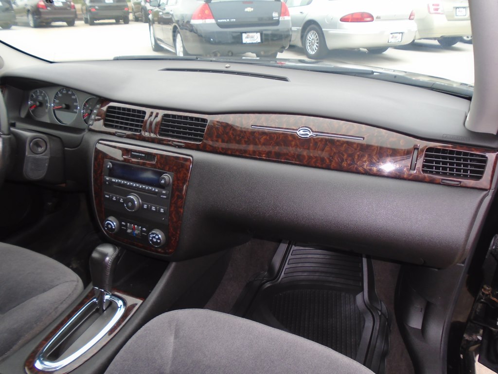 Photo 32 of this CHEVROLET IMPALA LIMITED