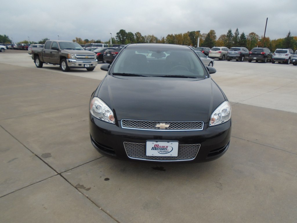 Photo 6 of this CHEVROLET IMPALA LIMITED