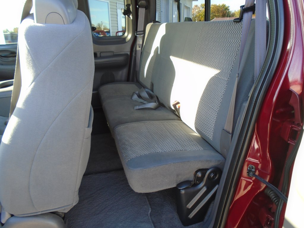 Photo 23 of this FORD F150