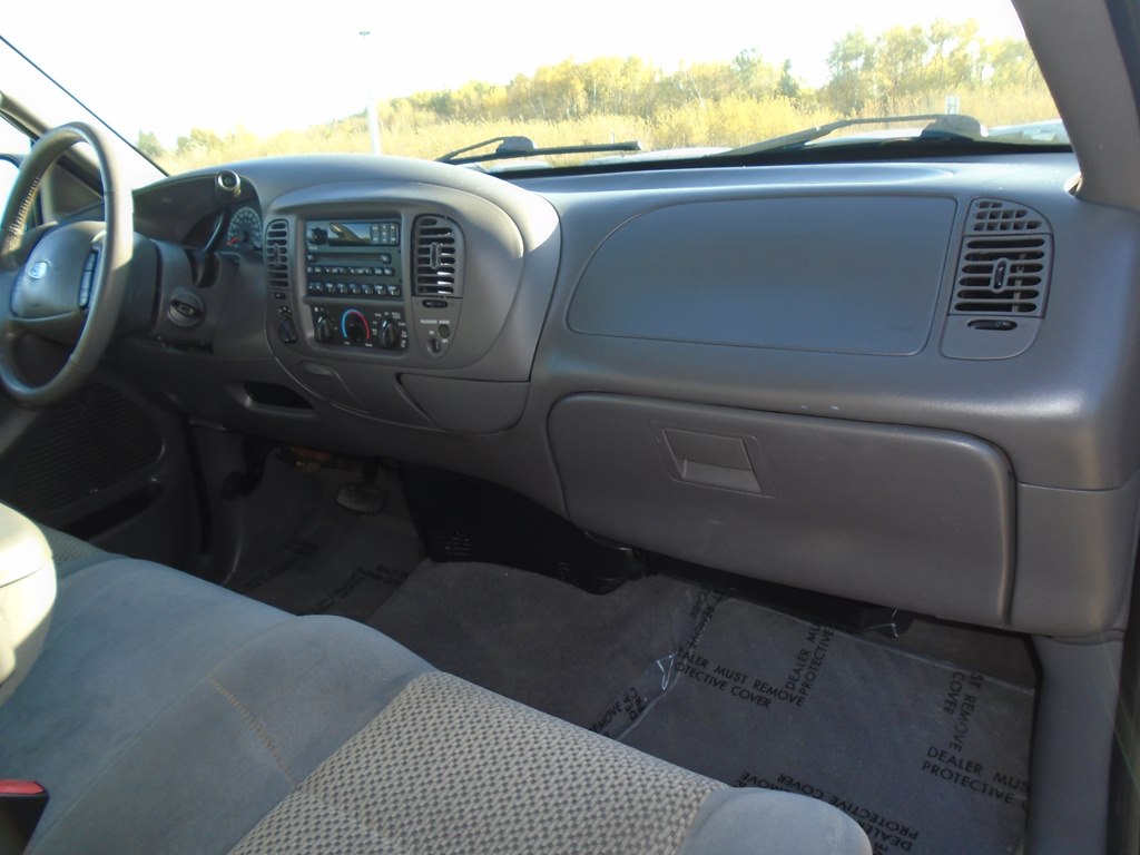 Photo 29 of this FORD F150