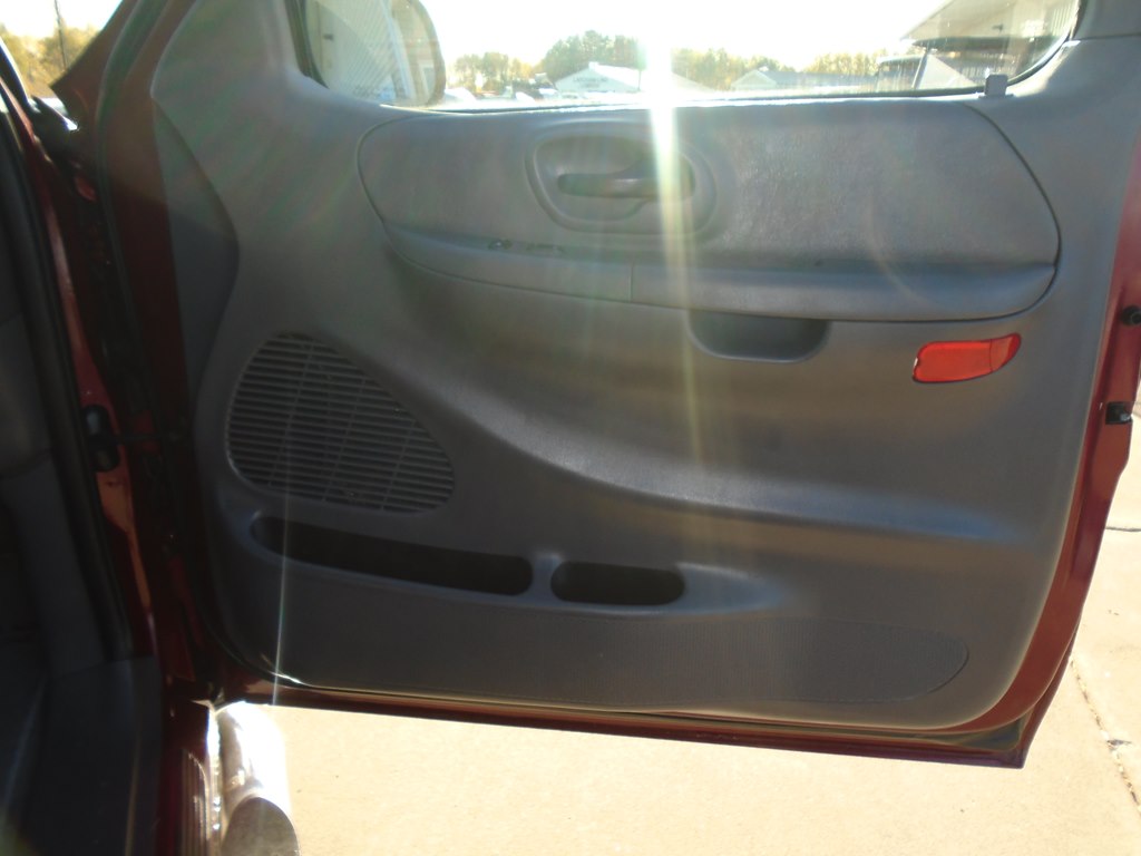 Photo 30 of this FORD F150