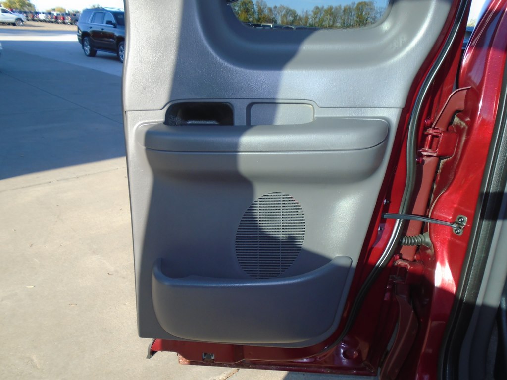 Photo 37 of this FORD F150