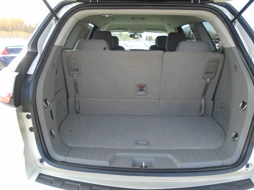 Photo 15 of this CHEVROLET TRAVERSE
