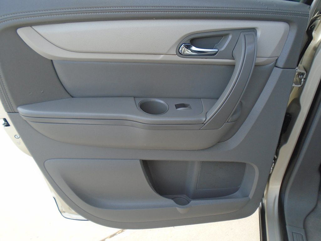 Photo 29 of this CHEVROLET TRAVERSE