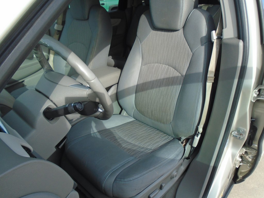 Photo 21 of this CHEVROLET TRAVERSE