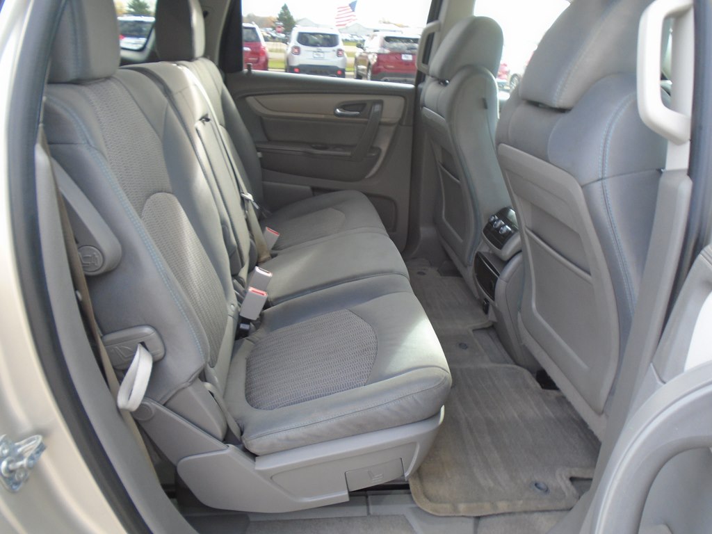 Photo 43 of this CHEVROLET TRAVERSE