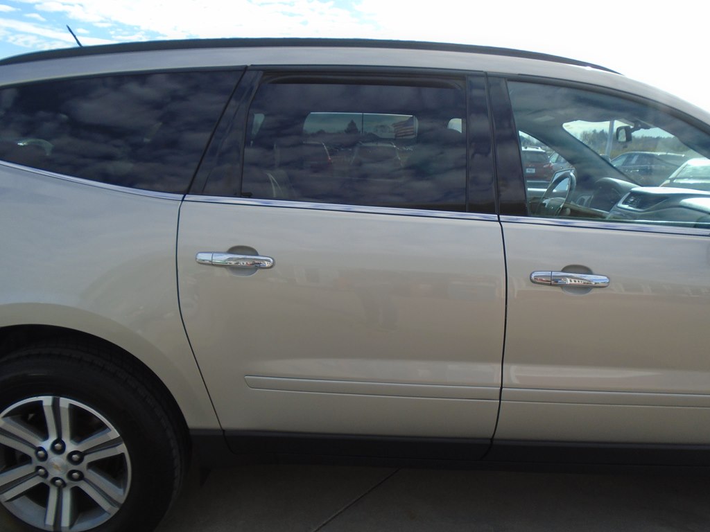 Photo 11 of this CHEVROLET TRAVERSE