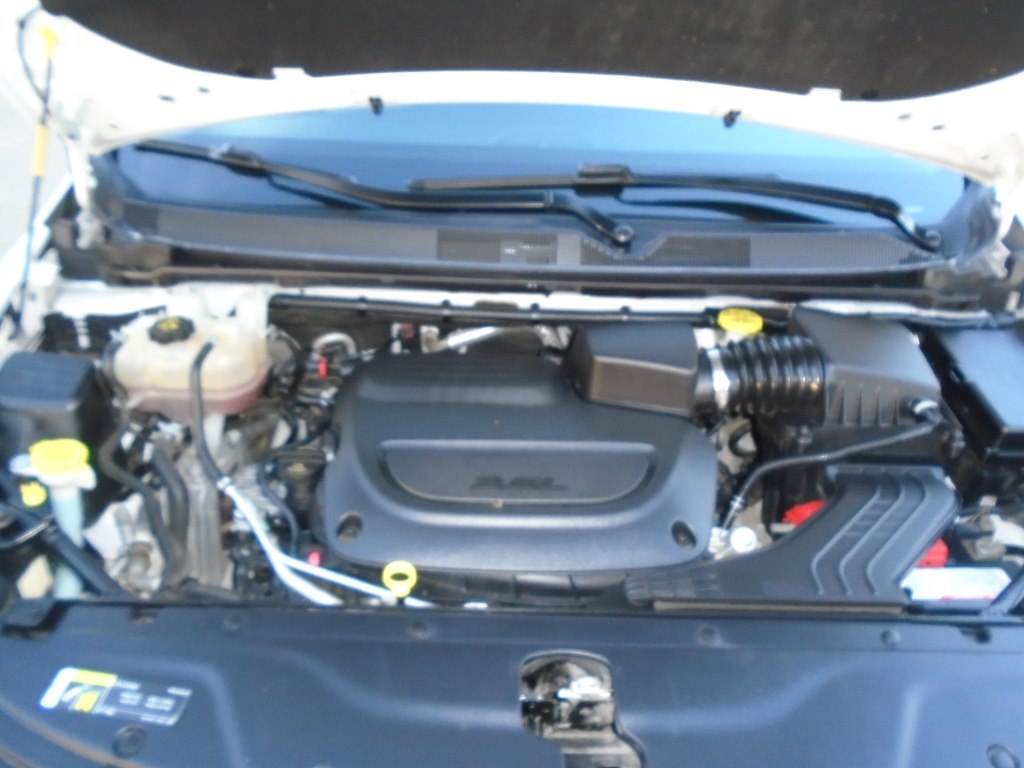 Photo 52 of this CHRYSLER PACIFICA