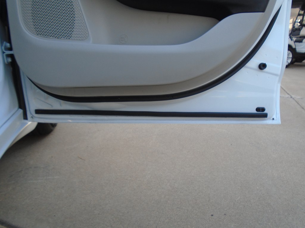 Photo 36 of this CHRYSLER PACIFICA