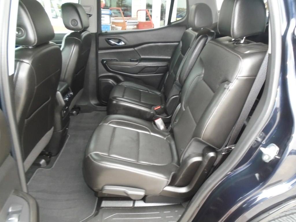 Photo 27 of this GMC ACADIA
