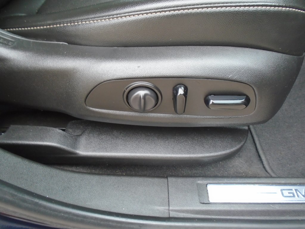 Photo 37 of this GMC ACADIA