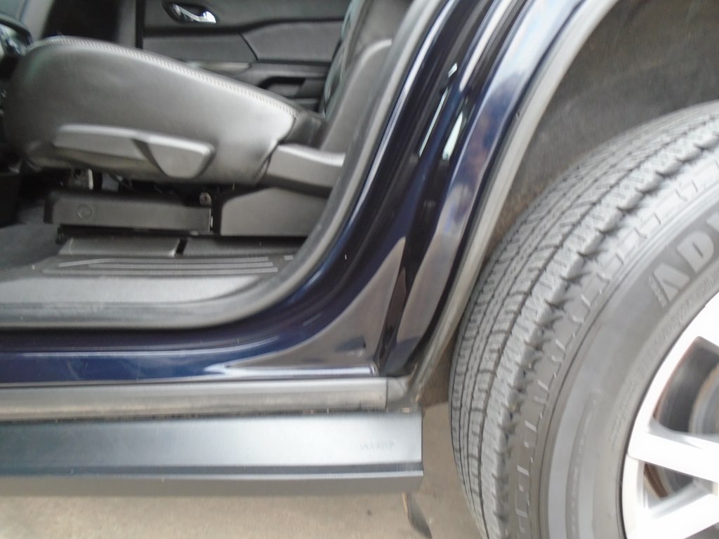 Photo 34 of this GMC ACADIA