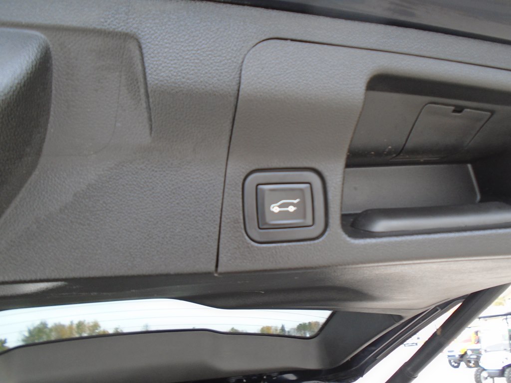 Photo 16 of this GMC ACADIA
