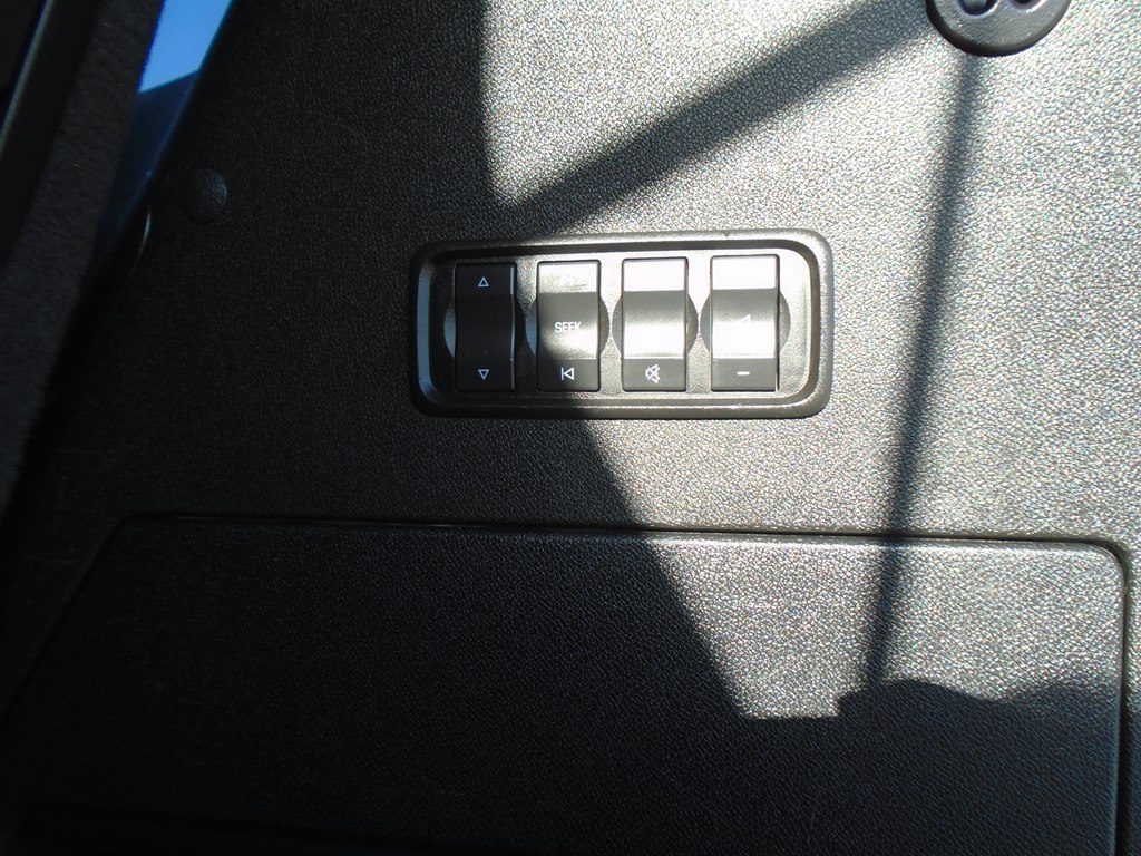 Photo 16 of this GMC ACADIA LIMITED