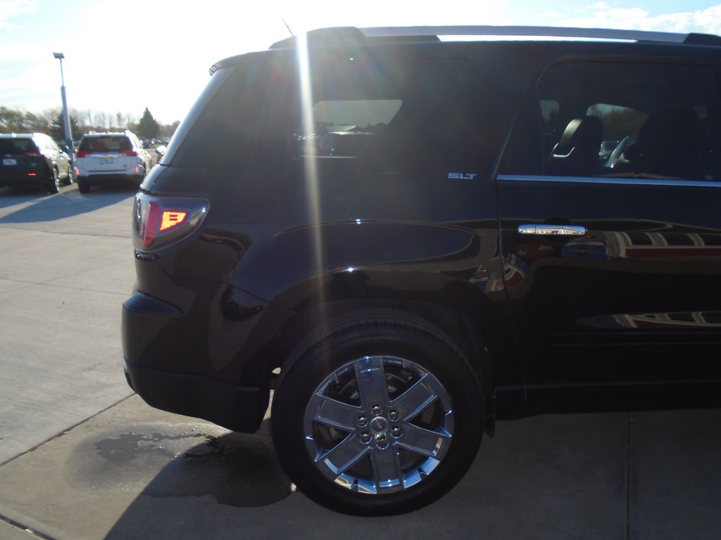 Photo 11 of this GMC ACADIA LIMITED