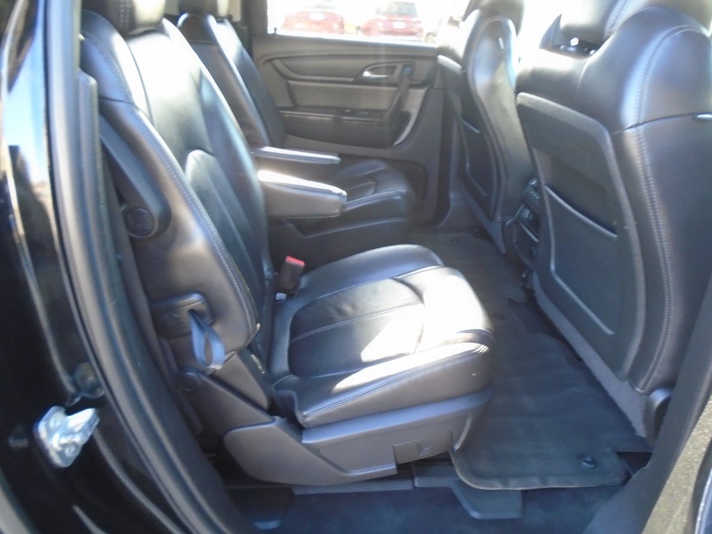 Photo 45 of this GMC ACADIA LIMITED