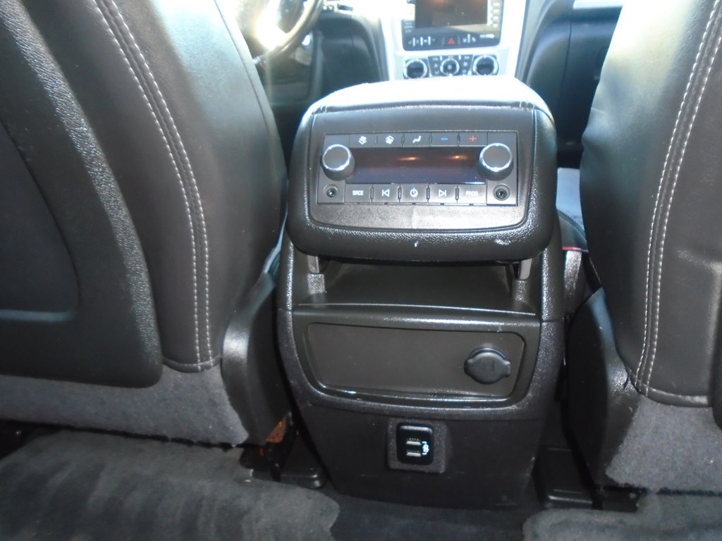 Photo 46 of this GMC ACADIA LIMITED