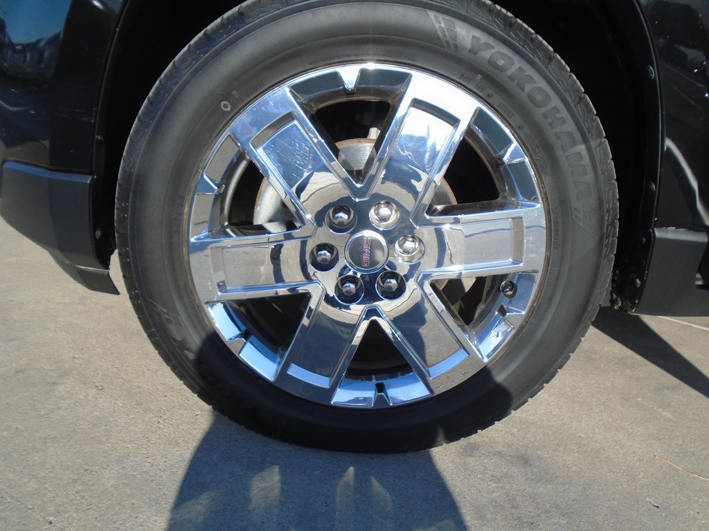 Photo 70 of this GMC ACADIA LIMITED