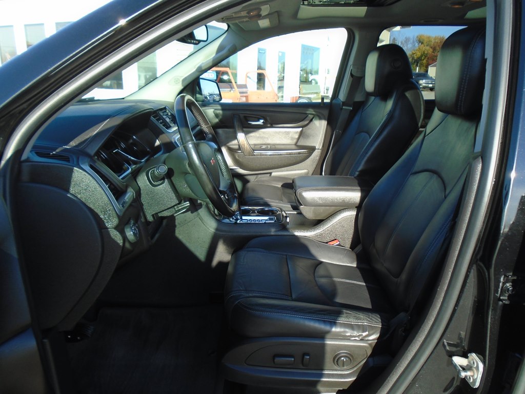 Photo 18 of this GMC ACADIA LIMITED