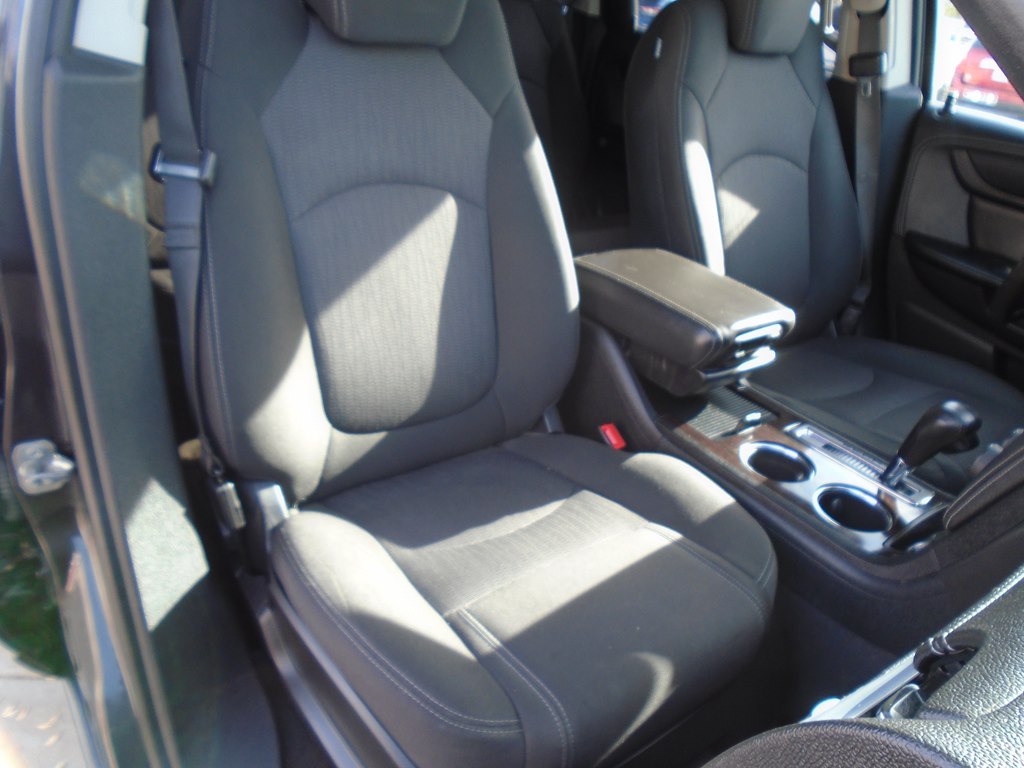 Photo 36 of this CHEVROLET TRAVERSE